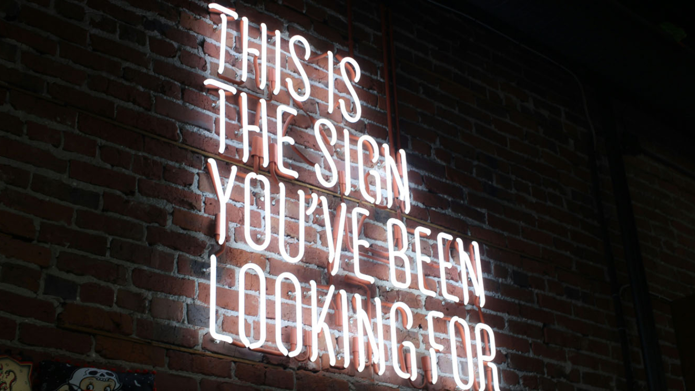 LAB_img_1600x600_sign